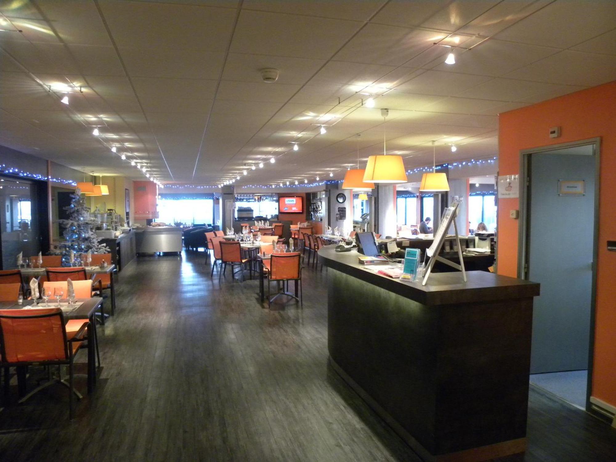 Hotel De La Plage Calais Bagian luar foto
