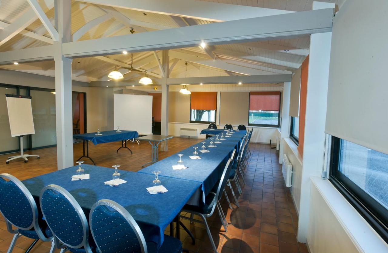 Hotel De La Plage Calais Bagian luar foto
